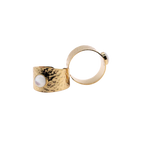 CLEO