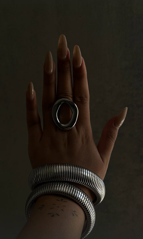 RING - HUSH